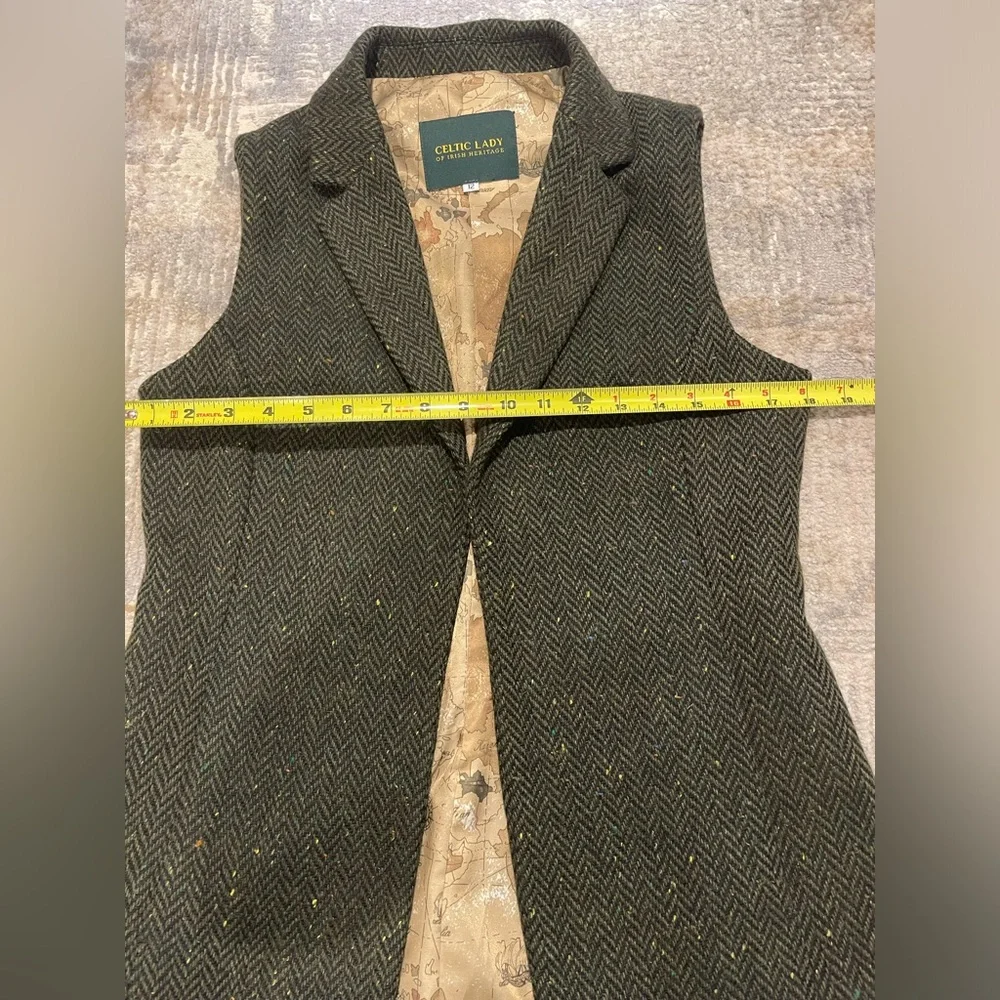 Celtic Tweed Ladies' Green Herringbone Tweed Vest US Size 12 Old World Tailored - Picture 10 of 10